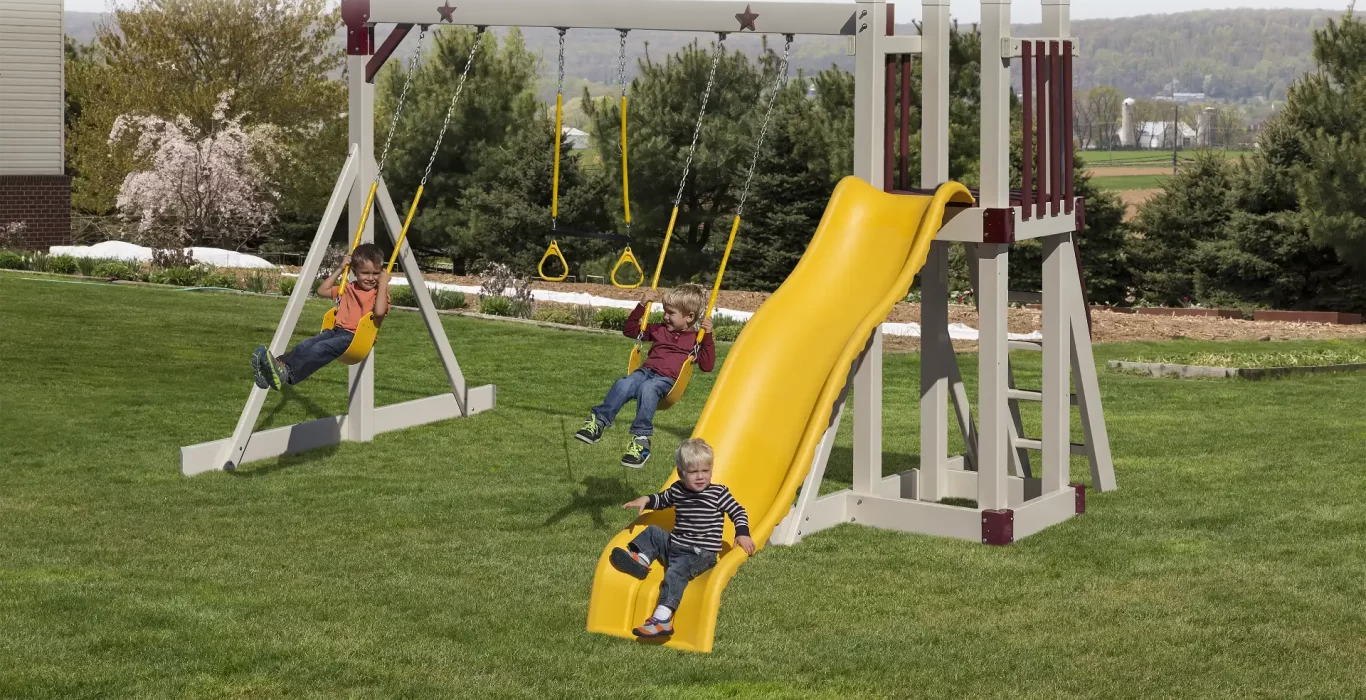 simple swing set for small backyards