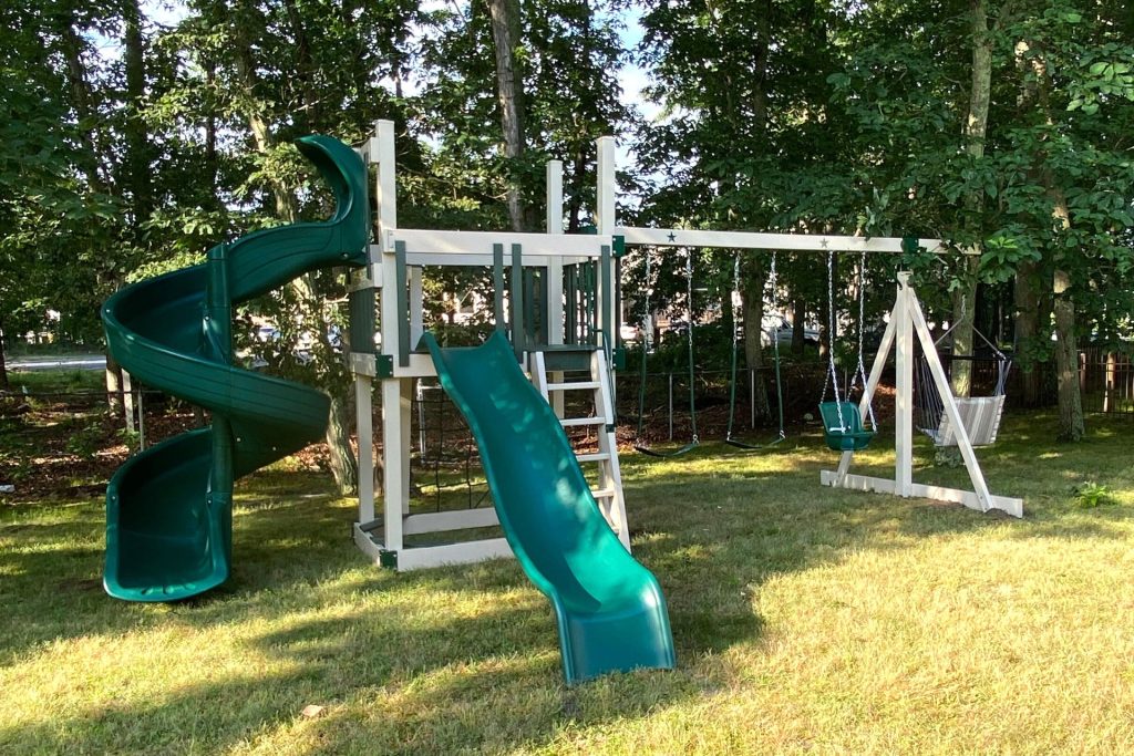 green types of swings for swingsets