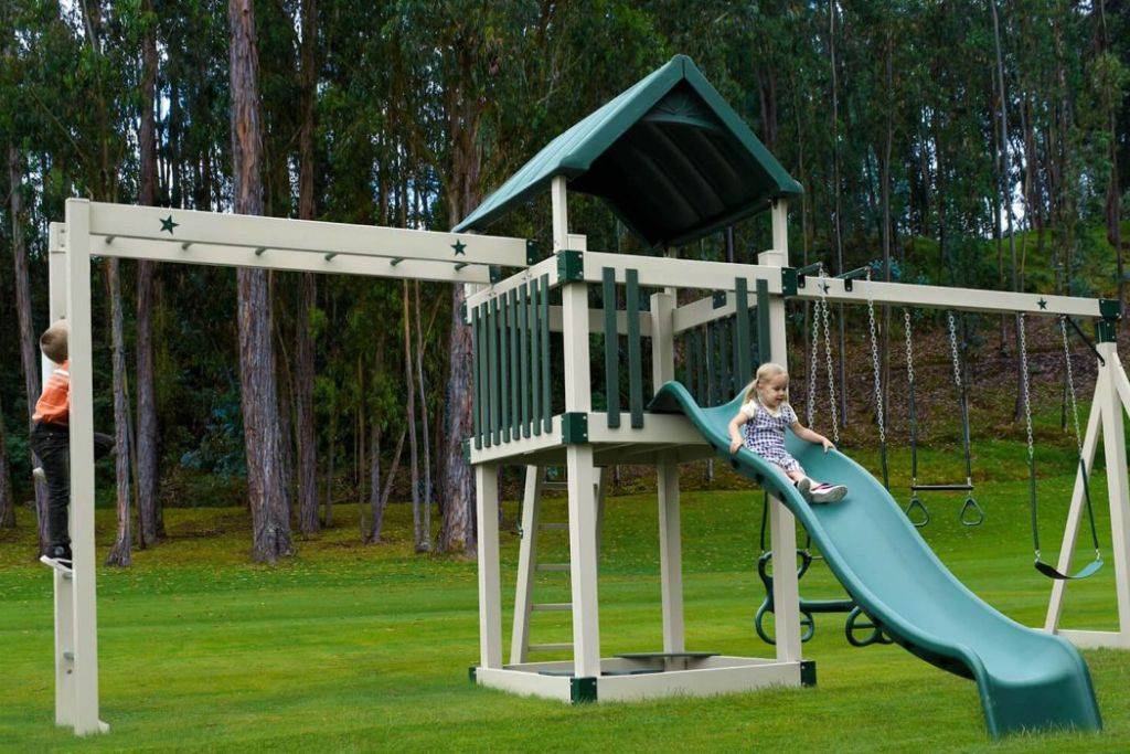 Eclipse swing set three swings with kids playing