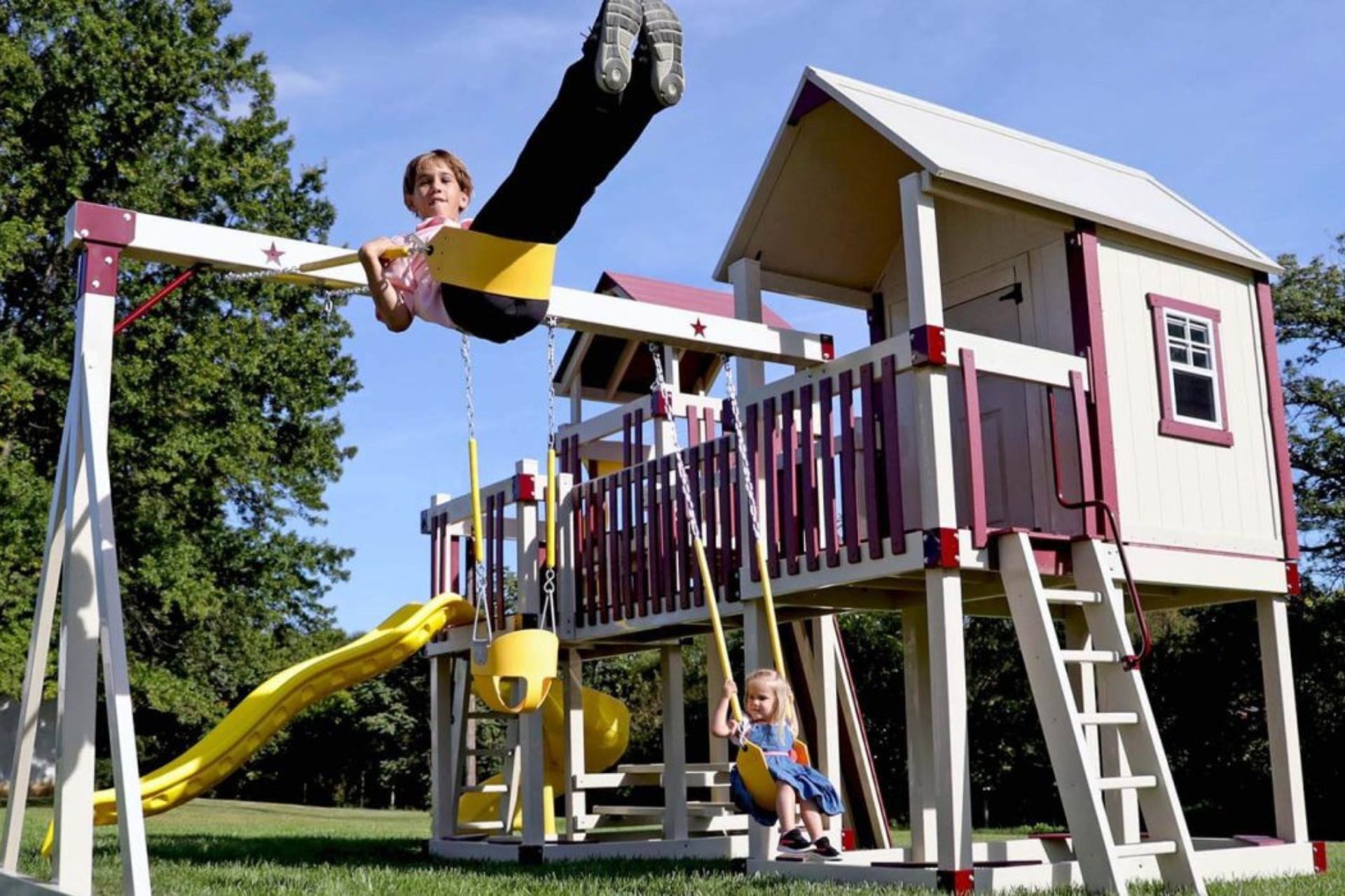 _Best Playhouse and Swingsets