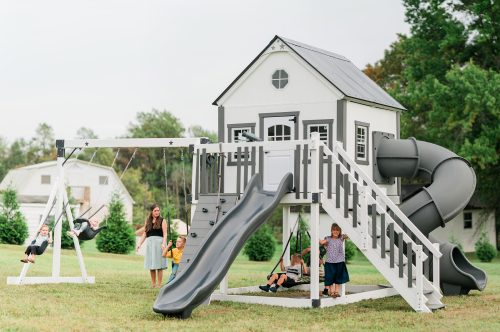 Choosing the Perfect Color for Your Playhouse